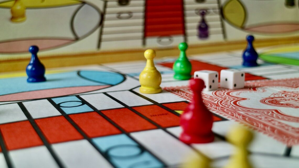 Jak stworzyć interaktywne gry edukacyjne z pomocą ChatGPT? Pomysły i instrukcje