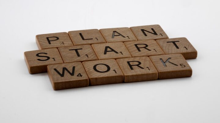 AI w planowaniu i organizacji pracy: Przegląd narzędzi wspierających produktywność dla zespołów i freelancerów