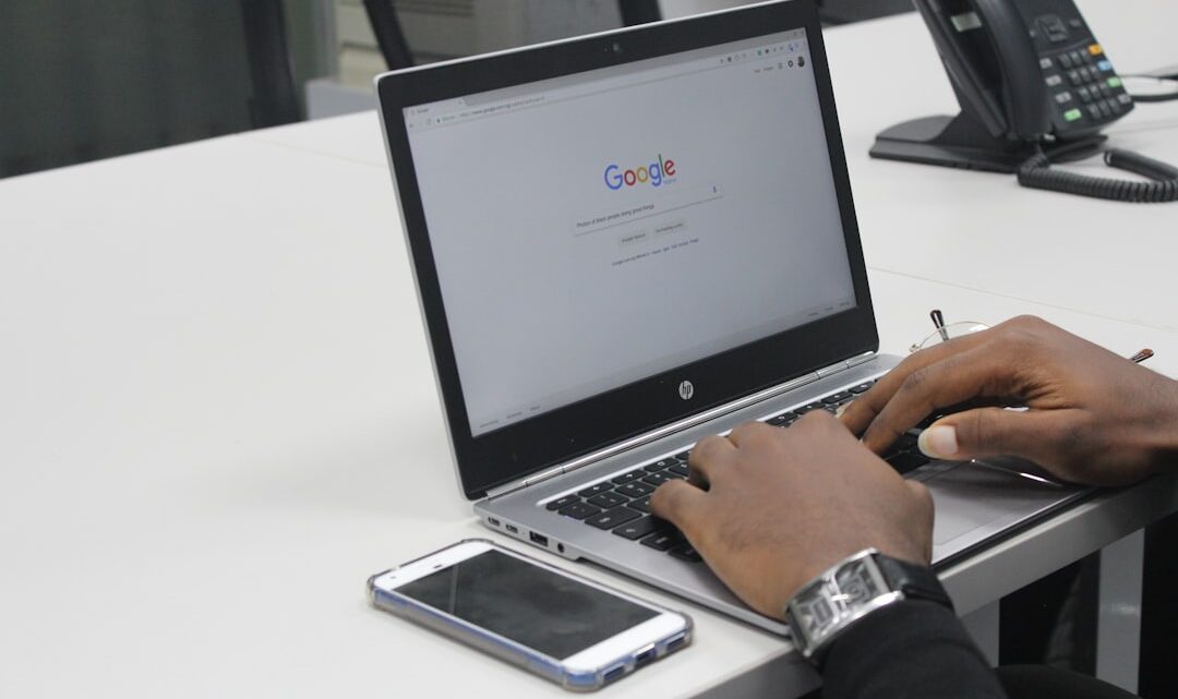 Jak korzystać z Google Gemini Pro w Polsce? Dostępność, funkcje i praktyczne zastosowania