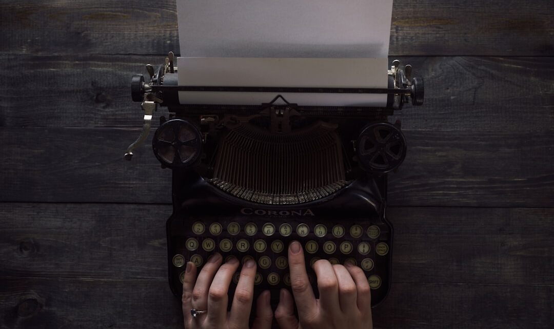 Porównanie modeli LLM dla pisania contentu: ChatGPT vs Claude vs Gemini – który wybrać do bloga i copywritingu?