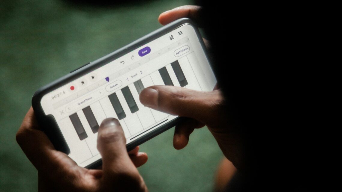 Jak stworzyć piosenkę od podstaw z Suno AI? Kompletny przewodnik dla początkujących.