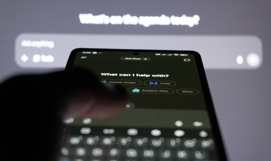 Zaawansowane techniki prompt engineeringu dla ChatGPT i Gemini: jak pisać skuteczne polecenia dla specjalistycznych zadań