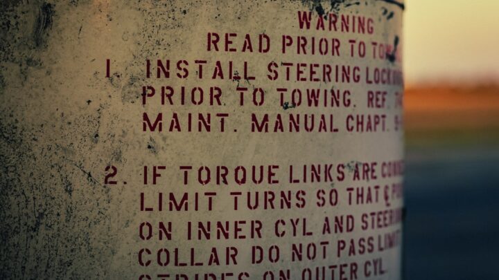 AI odmawia odpowiedzi lub generuje ostrzeżenia bezpieczeństwa? Jak ominąć blokady etyczne i filtry treści, zachowując zgodność z zasadami?