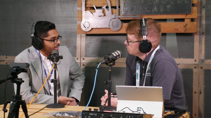 Automatyzacja tworzenia streszczeń z podcastów i wideokonferencji z Claude AI i Gemini: Praktyczny przewodnik po transkrypcji i podsumowaniu