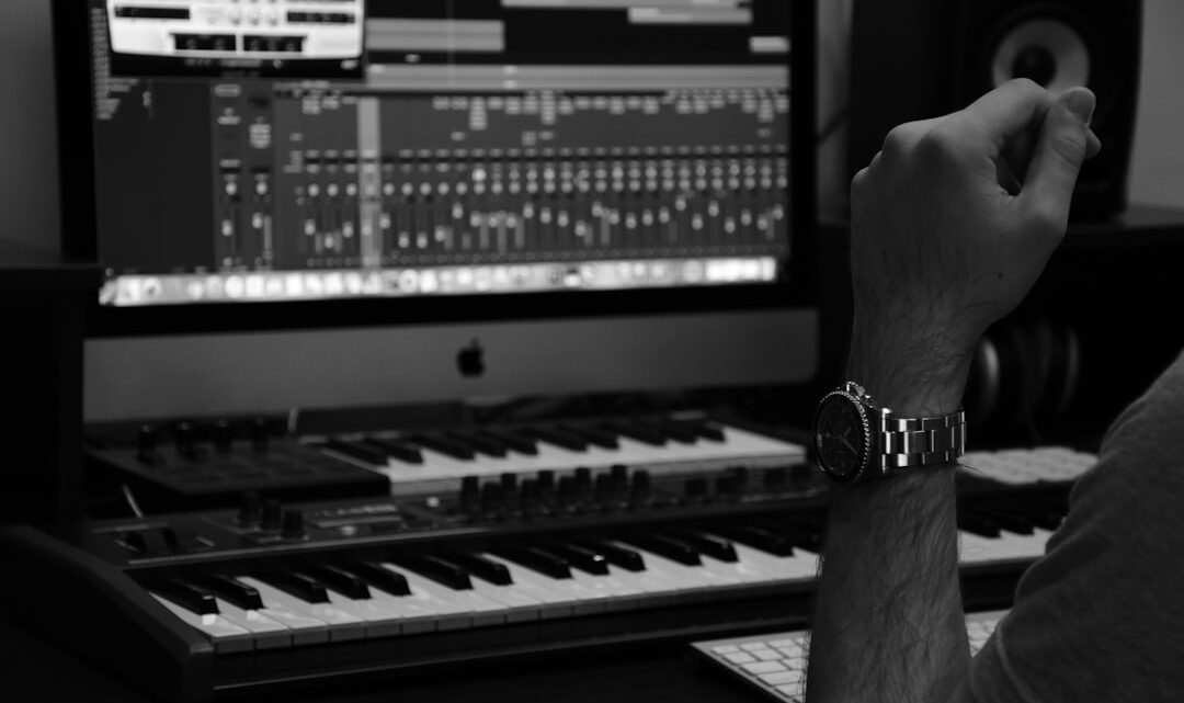 Tworzenie muzyki z AI: Porównanie Beatoven, Suno i Udio. Jak skomponować ścieżkę dźwiękową do podcastu lub wideo?