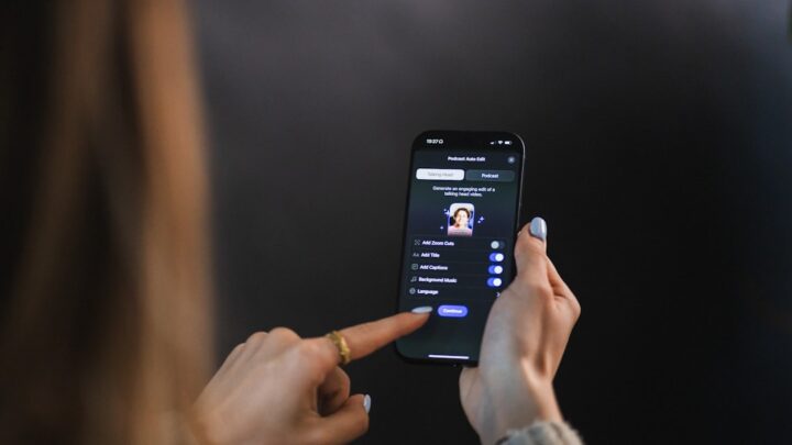 AI w tworzeniu dynamicznych i spersonalizowanych kampanii SMS/push marketingowych dla klientów w Polsce: Jak automatyzować i angażować odbiorców?