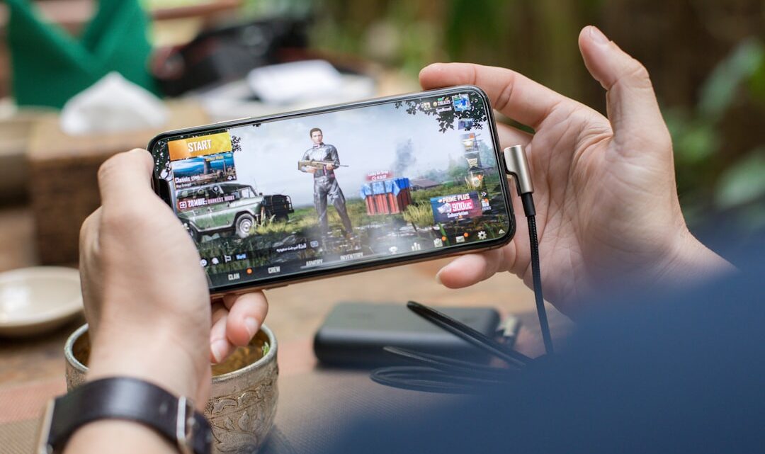 Personalizacja reklam w grach mobilnych z AI: Jak zwiększyć zaangażowanie i konwersję dzięki dynamicznie generowanym kreacjom i optymalizacji w czasie rzeczywistym?