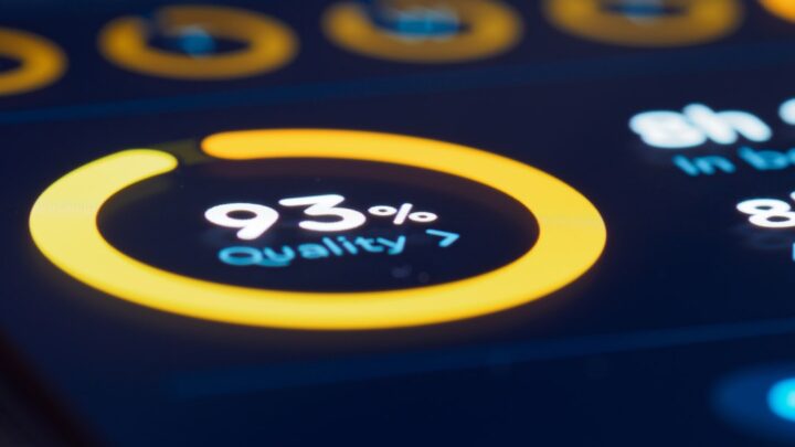 AI w weryfikacji autentyczności i jakości źródeł danych dla modeli RAG w polskim biznesie: Jak używać ChatGPT i Claude AI do oceny wiarygodności baz wiedzy i dokumentacji firmowej?