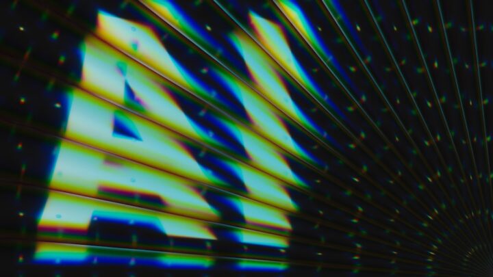 Jak tworzyć i dostosowywać generowaną muzykę AI (Suno, Udio, Beatoven.ai) do specyficznych wymagań platform społecznościowych (np. długość, format, pętle dla TikTok/Reels)?