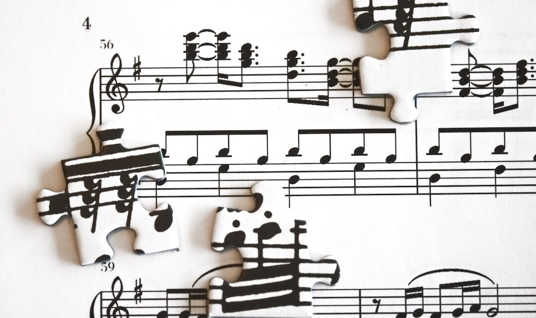 Naprawa błędów w generowaniu muzyki AI: Gdy Suno, Udio lub Beatoven.ai ignorują styl, gatunek lub spójność melodyczną z Twojego promptu – jak odzyskać kontrolę?