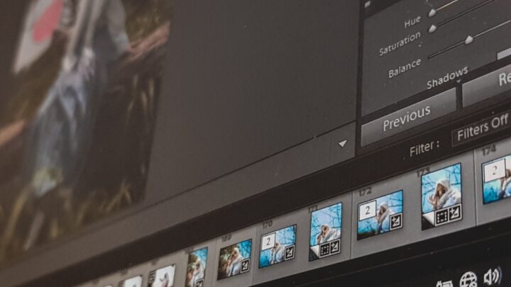 Naprawa problemów z flickeringiem i migotaniem wideo generowanego przez AI (RunwayML, Pika Labs): Jak stabilizować materiał i uzyskać płynne przejścia w klipach AI?